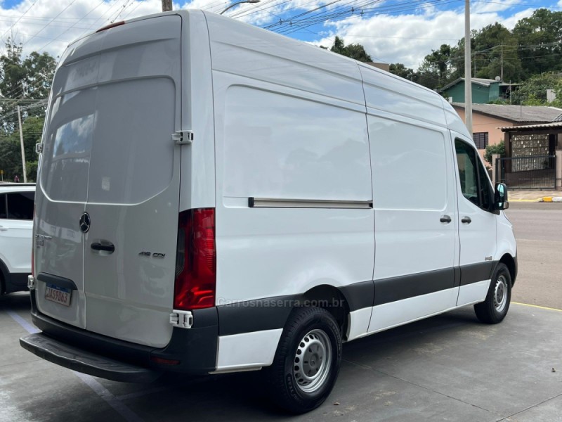 SPRINTER 2.2 CHASSI 416 FURGÃO LONGO TA DIESEL 2P MANUAL - 2022 - ARROIO DO MEIO