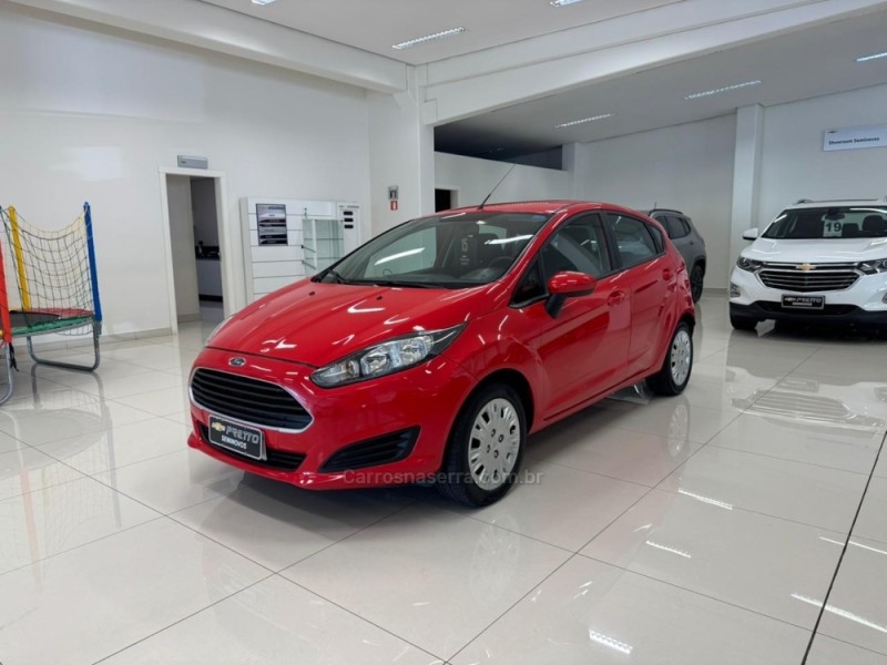fiesta 1.5 s hatch 16v flex 4p manual 2015 veranopolis