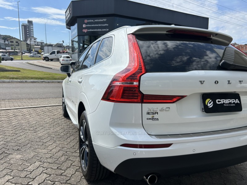 XC60 2.0 D5 MOMENTUM AWD DIESEL 4P AUTOMÁTICO - 2019 - FARROUPILHA