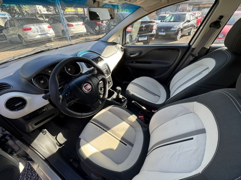 PUNTO 1.6 ESSENCE 16V FLEX 4P MANUAL - 2014 - IGREJINHA