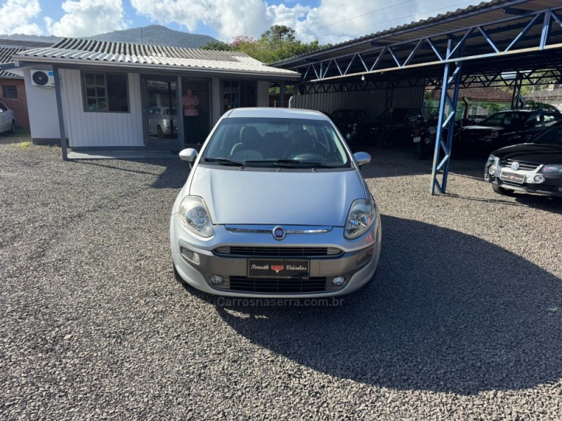 PUNTO 1.6 ESSENCE 16V FLEX 4P MANUAL - 2014 - IGREJINHA