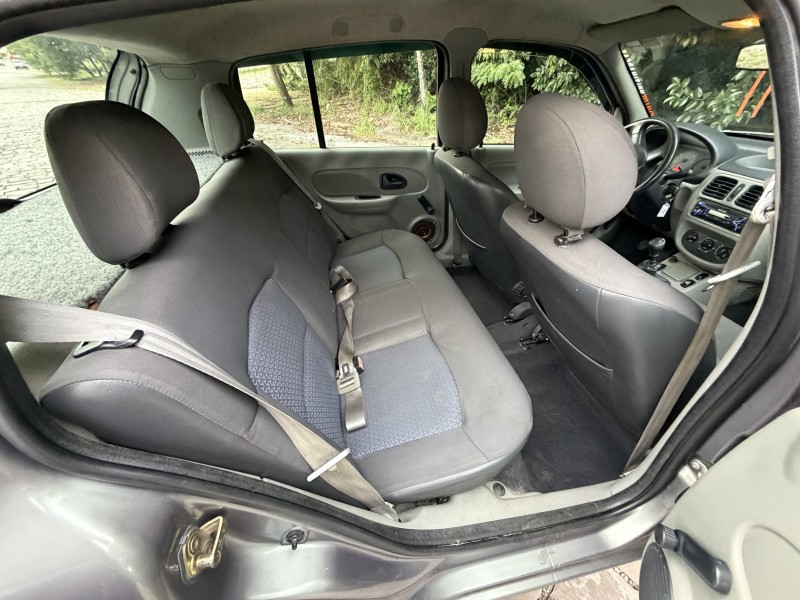 CLIO 1.0 AUTHENTIQUE 8V GASOLINA 4P MANUAL - 2006 - CAXIAS DO SUL