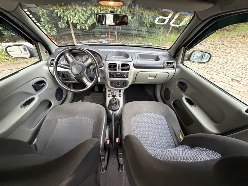 CLIO 1.0 AUTHENTIQUE 8V GASOLINA 4P MANUAL - 2006 - CAXIAS DO SUL