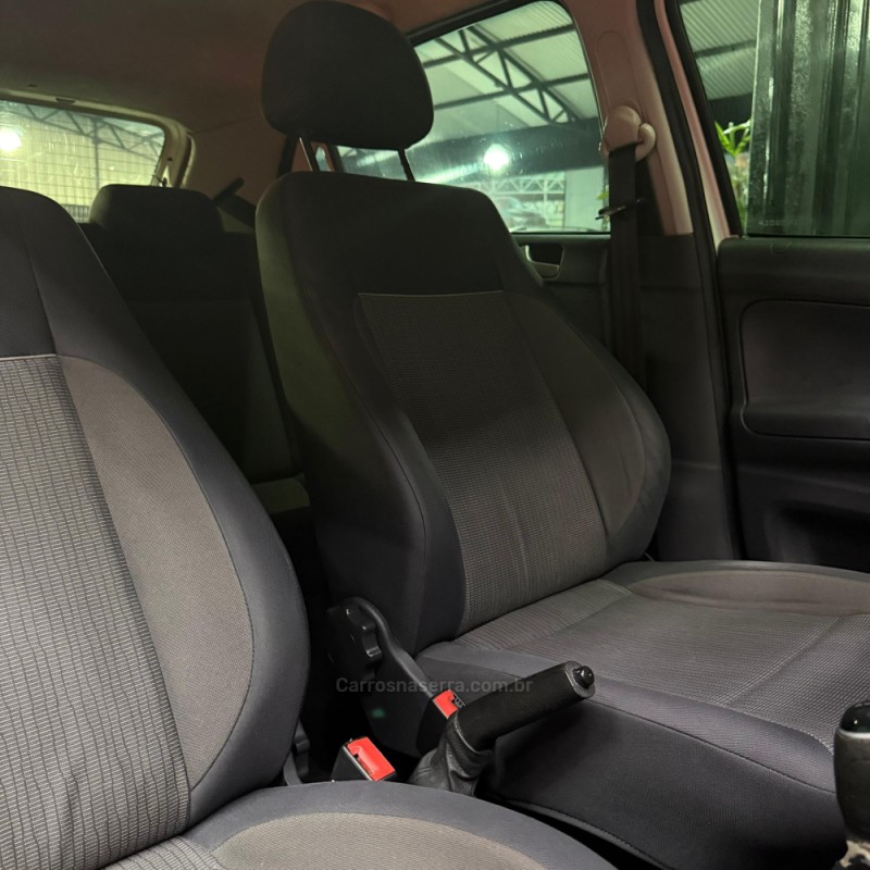 GOL 1.0 8V I-TRED FLEX 4P MANUAL - 2013 - ESTâNCIA VELHA