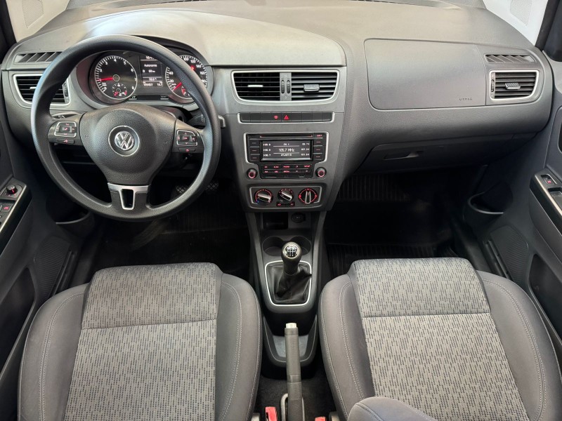 FOX 1.0 MI 8V FLEX 4P MANUAL - 2014 - CAXIAS DO SUL