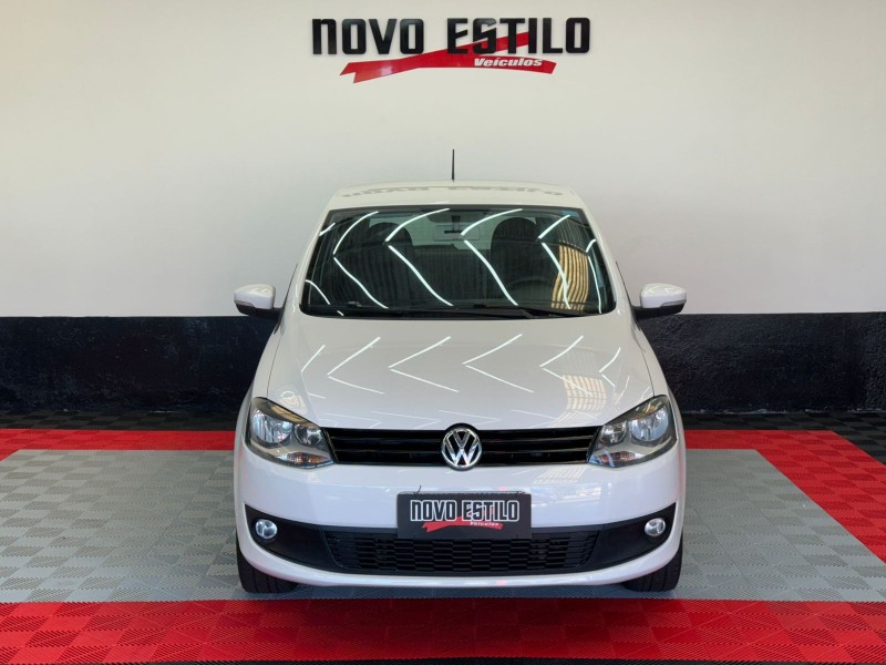 FOX 1.0 MI 8V FLEX 4P MANUAL - 2014 - CAXIAS DO SUL