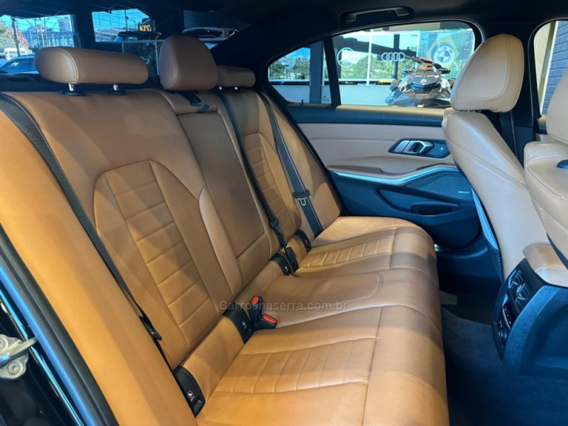 330I 2.0 M SPORT 16V GASOLINA 4P AUTOMÁTICO - 2020 - CAXIAS DO SUL