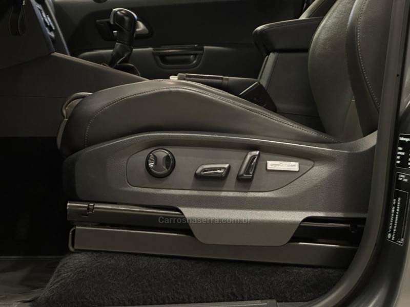 AMAROK 3.0 V6 TDI HIGHLINE CD DIESEL 4MOTION AUTOMÁTICO - 2019 - CAXIAS DO SUL