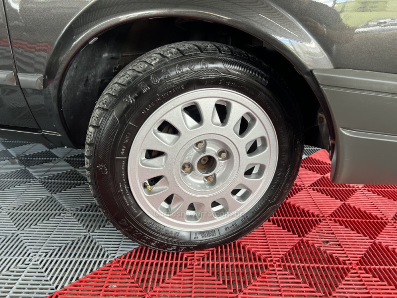 VOYAGE 1.6 CL 8V GASOLINA 2P MANUAL - 1993 - CAXIAS DO SUL