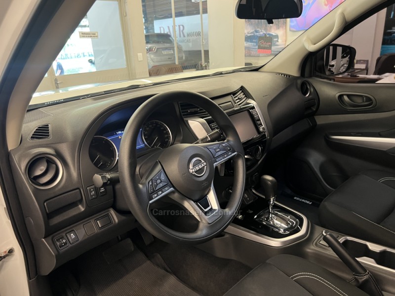 FRONTIER 2.3 ATTACK 4X4 CD BI-TURBO DIESEL 4P AUTOMÁTICO - 2025 - NOVO HAMBURGO