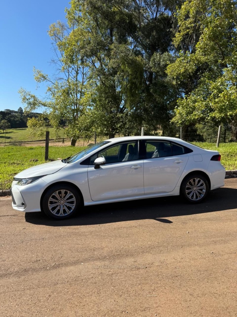 COROLLA 2.0 XEI 16V FLEX 4P AUTOMÁTICO - 2020 - IBIRAIARAS