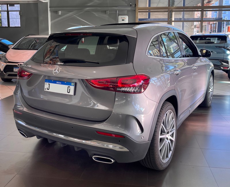 GLA 200 1.3 GCI AMG LINE GASOLINA 4P AUTOMÁTICO - 2023 - FARROUPILHA
