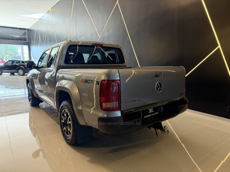 AMAROK 2.0 4X4 TDI COMFORTILINE CD DIESEL 4P AUTOMÁTICO - 2023 - CAXIAS DO SUL