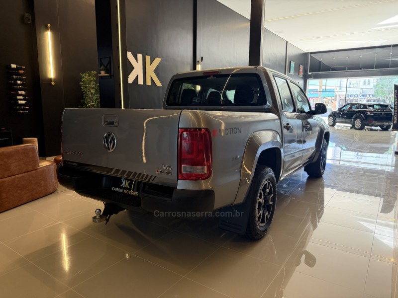 AMAROK 2.0 4X4 TDI COMFORTILINE CD DIESEL 4P AUTOMÁTICO - 2023 - CAXIAS DO SUL