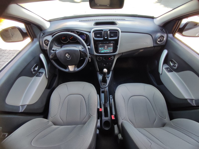 LOGAN 1.6 DYNAMIQUE 8V FLEX 4P MANUAL - 2017 - CAXIAS DO SUL