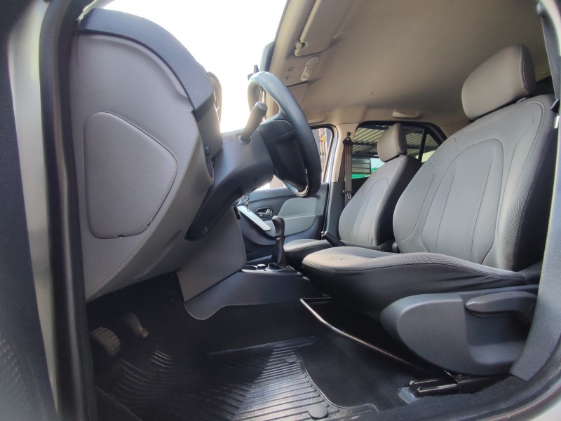 LOGAN 1.6 DYNAMIQUE 8V FLEX 4P MANUAL - 2017 - CAXIAS DO SUL