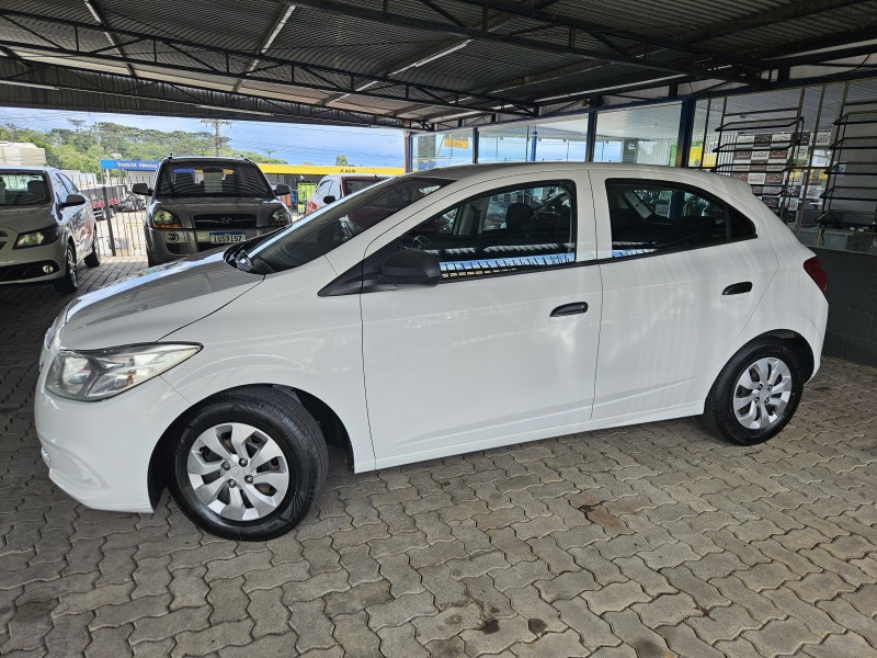 ONIX 1.0 JOY HATCH 8VFLEX 4P MANUAL - 2018 - CAXIAS DO SUL