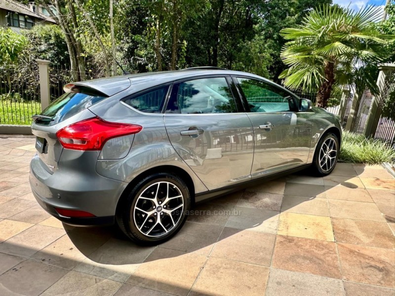 FOCUS 2.0 TITANIUM HATCH 16V FLEX 4P AUTOMÁTICO - 2017 - BENTO GONçALVES