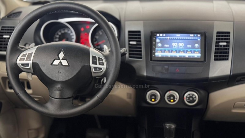 OUTLANDER 3.0 GT 4X4 V6 24V GASOLINA 4P AUTOMÁTICO - 2010 - ESTâNCIA VELHA