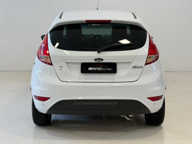 FIESTA 1.5 SE HATCH 16V FLEX 4P MANUAL - 2014 - BENTO GONçALVES