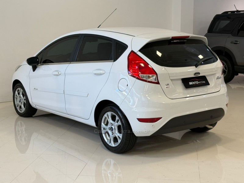 FIESTA 1.5 SE HATCH 16V FLEX 4P MANUAL - 2014 - BENTO GONçALVES