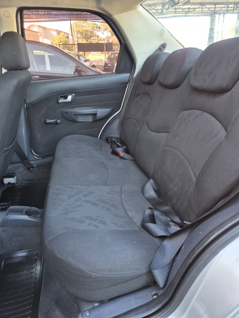 SIENA 1.0 MPI FIRE CELEBRATION 8V FLEX 4P MANUAL - 2011 - CAXIAS DO SUL