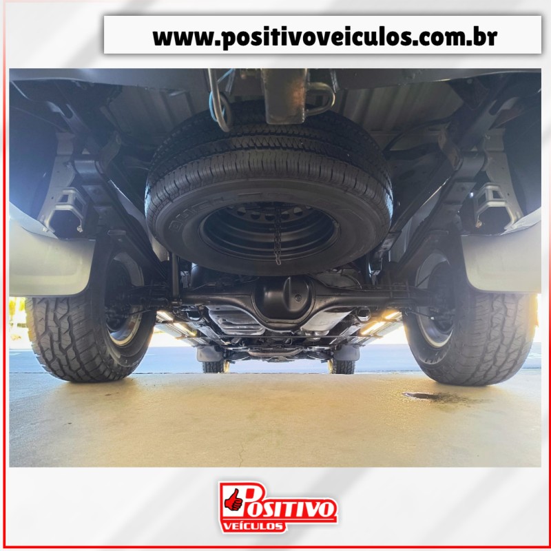S10 2.5 ADVANTAGE 4X2 CD FLEX 4P MANUAL - 2017 - CAXIAS DO SUL