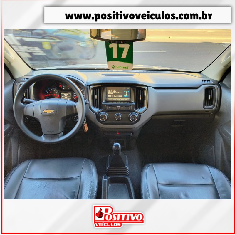 S10 2.5 ADVANTAGE 4X2 CD FLEX 4P MANUAL - 2017 - CAXIAS DO SUL