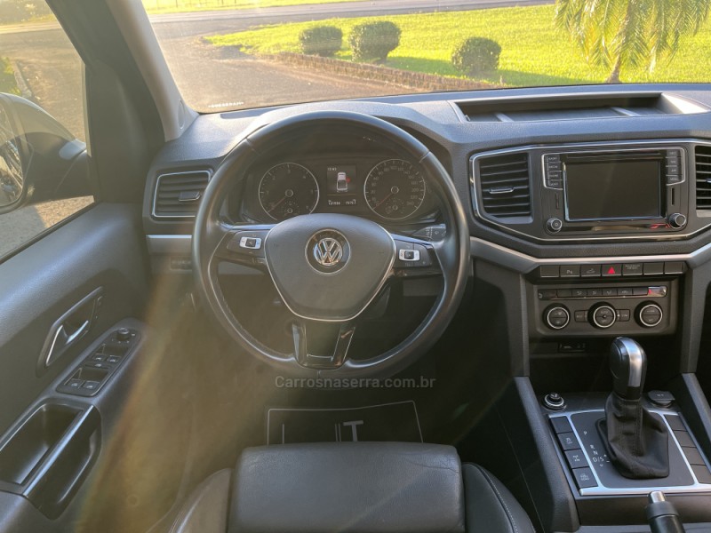 AMAROK 3.0 V6 TDI HIGHLINE CD DIESEL 4MOTION AUTOMÁTICO - 2021 - BOM PRINCíPIO