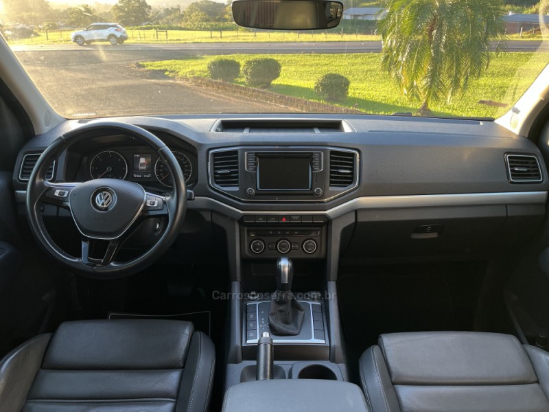 AMAROK 3.0 V6 TDI HIGHLINE CD DIESEL 4MOTION AUTOMÁTICO - 2021 - BOM PRINCíPIO