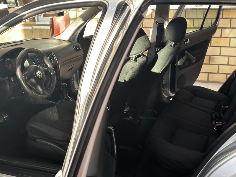 GOLF 1.6 8V GASOLINA 4P MANUAL - 2002 - CAXIAS DO SUL