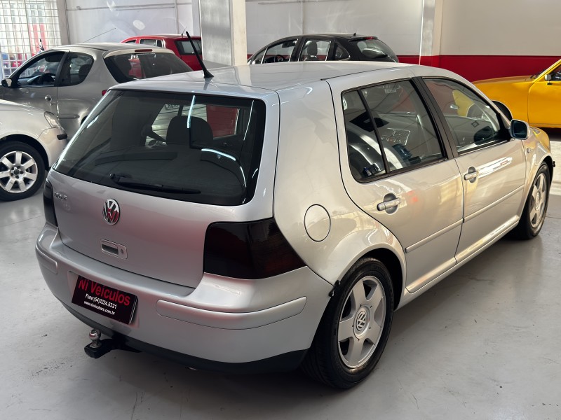 GOLF 1.6 8V GASOLINA 4P MANUAL - 2002 - CAXIAS DO SUL