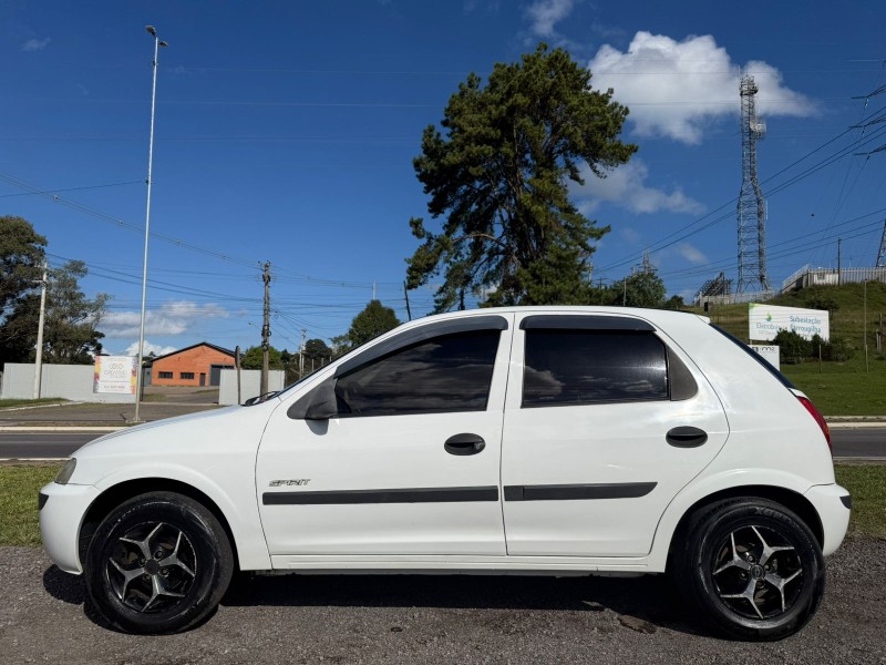 CELTA 1.0 MPFI SPIRIT 8V FLEX 4P MANUAL - 2006 - FARROUPILHA