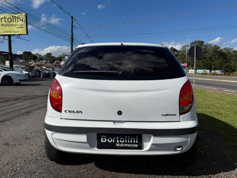 CELTA 1.0 MPFI SPIRIT 8V FLEX 4P MANUAL - 2006 - FARROUPILHA