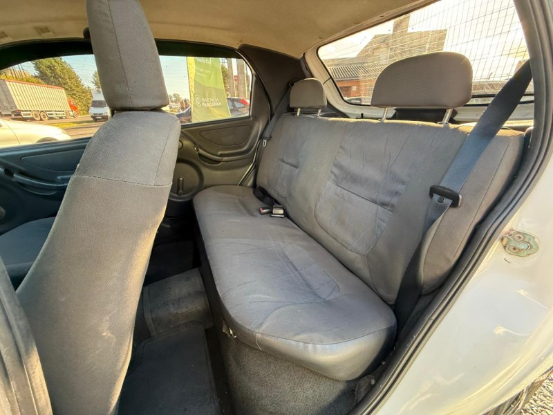 CELTA 1.0 MPFI SPIRIT 8V FLEX 4P MANUAL - 2006 - FARROUPILHA