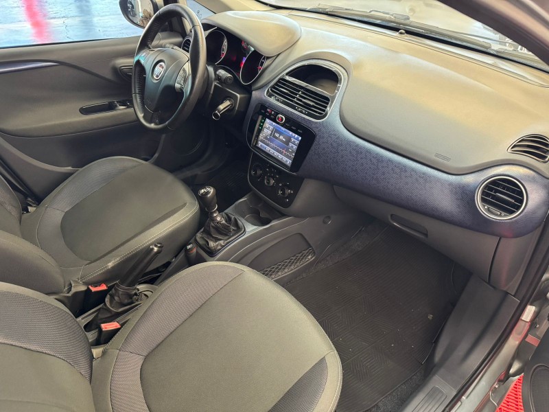 PUNTO 1.4 ATTRACTIVE 8V FLEX 4P MANUAL - 2016 - CAXIAS DO SUL