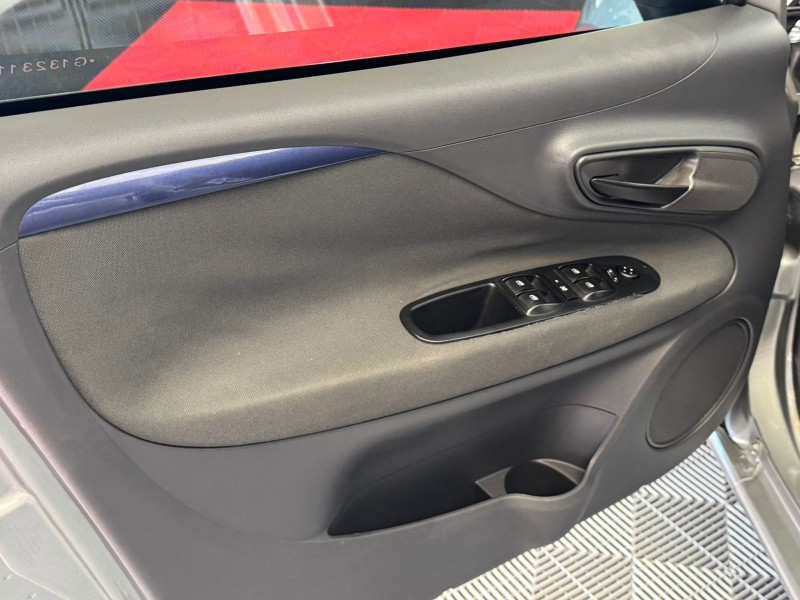 PUNTO 1.4 ATTRACTIVE 8V FLEX 4P MANUAL - 2016 - CAXIAS DO SUL