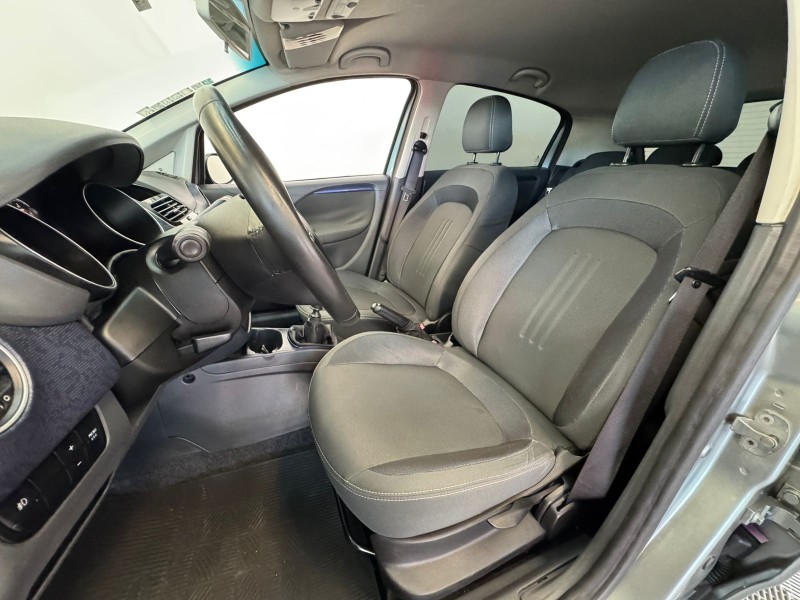 PUNTO 1.4 ATTRACTIVE 8V FLEX 4P MANUAL - 2016 - CAXIAS DO SUL