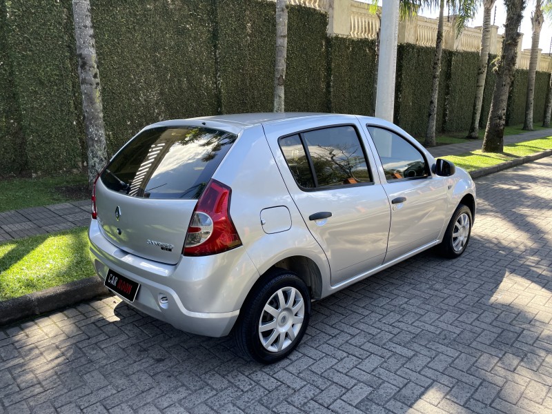 SANDERO 1.0 AUTHENTIQUE 16V FLEX 4P MANUAL - 2011 - CAXIAS DO SUL