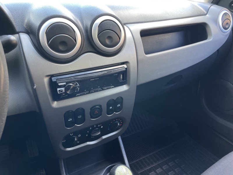 SANDERO 1.0 AUTHENTIQUE 16V FLEX 4P MANUAL - 2011 - CAXIAS DO SUL