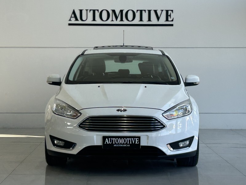 FOCUS 2.0 TITANIUM HATCH 16V FLEX 4P MANUAL - 2017 - CAXIAS DO SUL