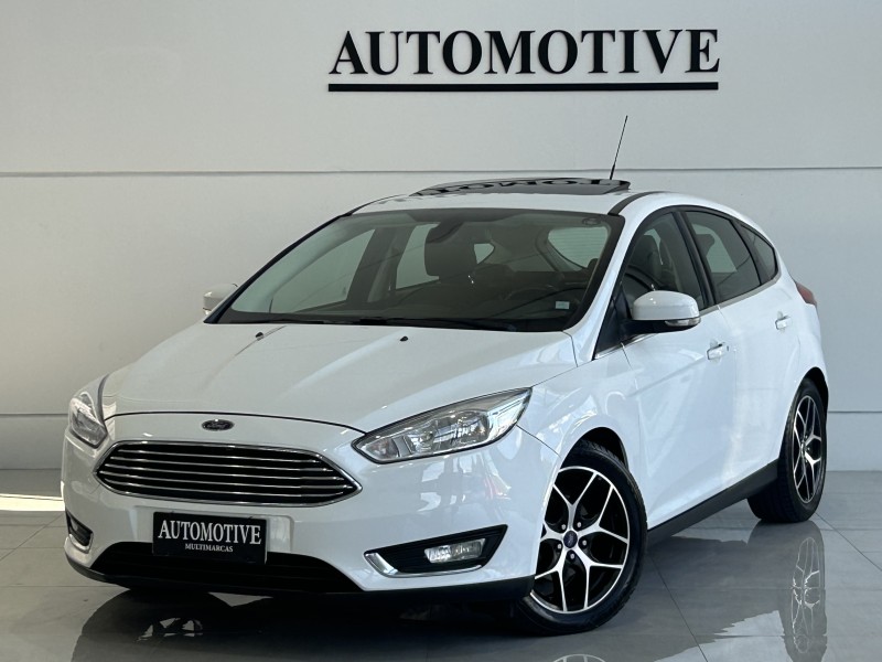 focus 2.0 titanium hatch 16v flex 4p manual 2017 caxias do sul