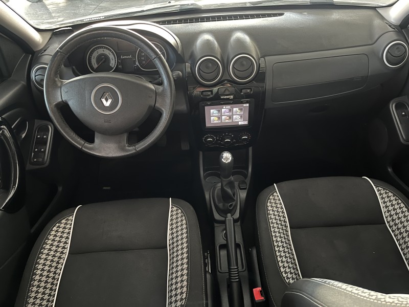 SANDERO 1.6 STEPWAY TWEED 8V FLEX 4P MANUAL - 2014 - CAXIAS DO SUL