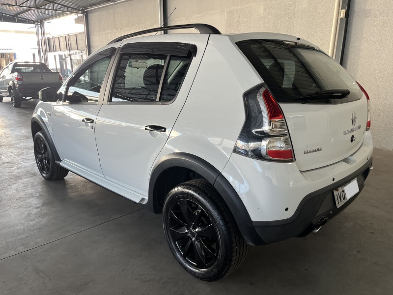 sandero 1.6 stepway tweed 8v flex 4p manual 2014 caxias do sul