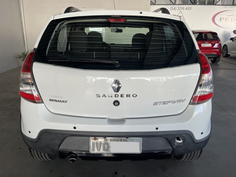 SANDERO 1.6 STEPWAY TWEED 8V FLEX 4P MANUAL - 2014 - CAXIAS DO SUL