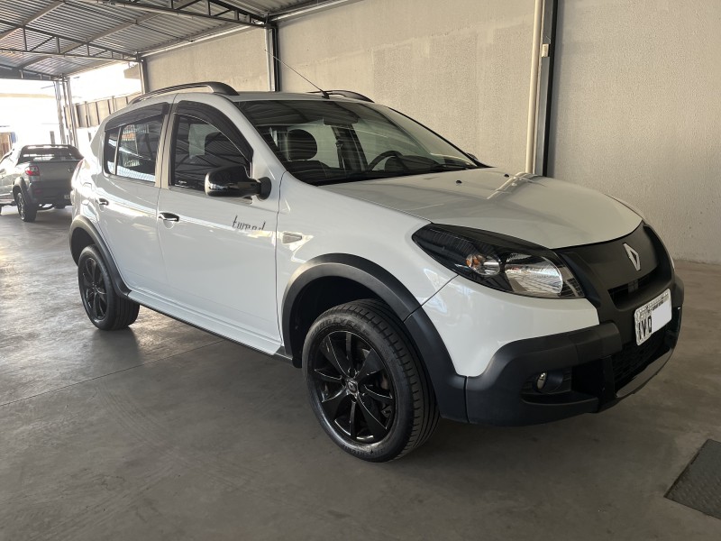 SANDERO 1.6 STEPWAY TWEED 8V FLEX 4P MANUAL - 2014 - CAXIAS DO SUL