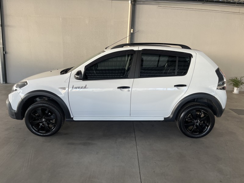 SANDERO 1.6 STEPWAY TWEED 8V FLEX 4P MANUAL - 2014 - CAXIAS DO SUL