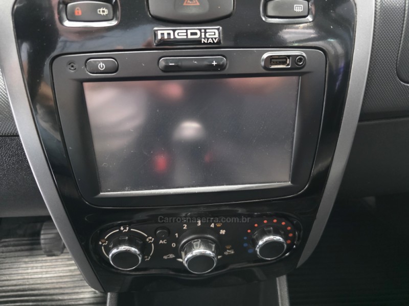 LOGAN 1.6 EXPRESSION 8V HI-FLEX 4P MANUAL - 2013 - CAXIAS DO SUL