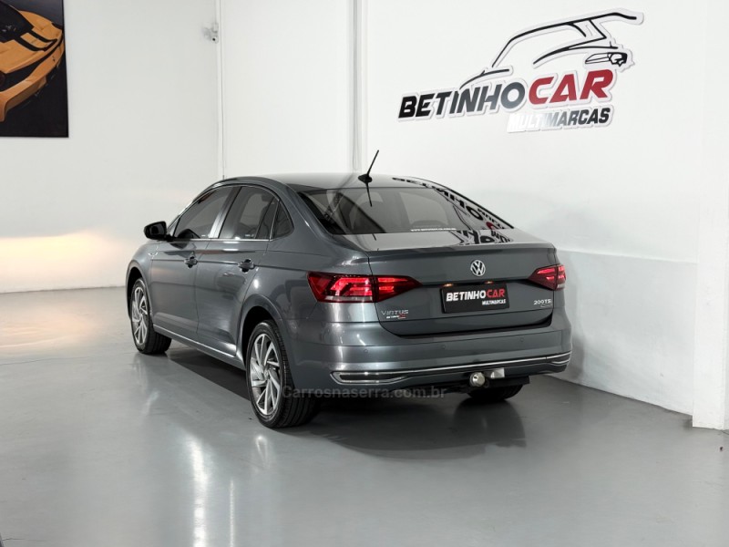 VIRTUS 1.0 200 TSI HIGHLINE AUTOMÁTICO - 2018 - ESTâNCIA VELHA