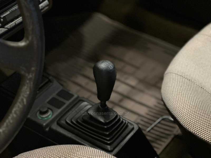 GOL 1.6 GL 8V GASOLINA 2P MANUAL - 1989 - CAXIAS DO SUL